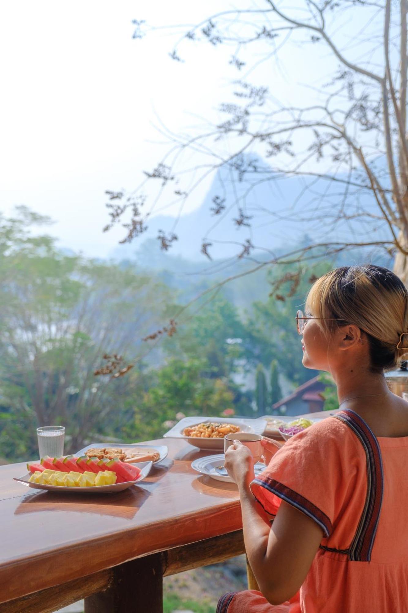Baanrai Khunya บ้านไร่คุณย่า Ban Huai Maenam Noi Exterior foto